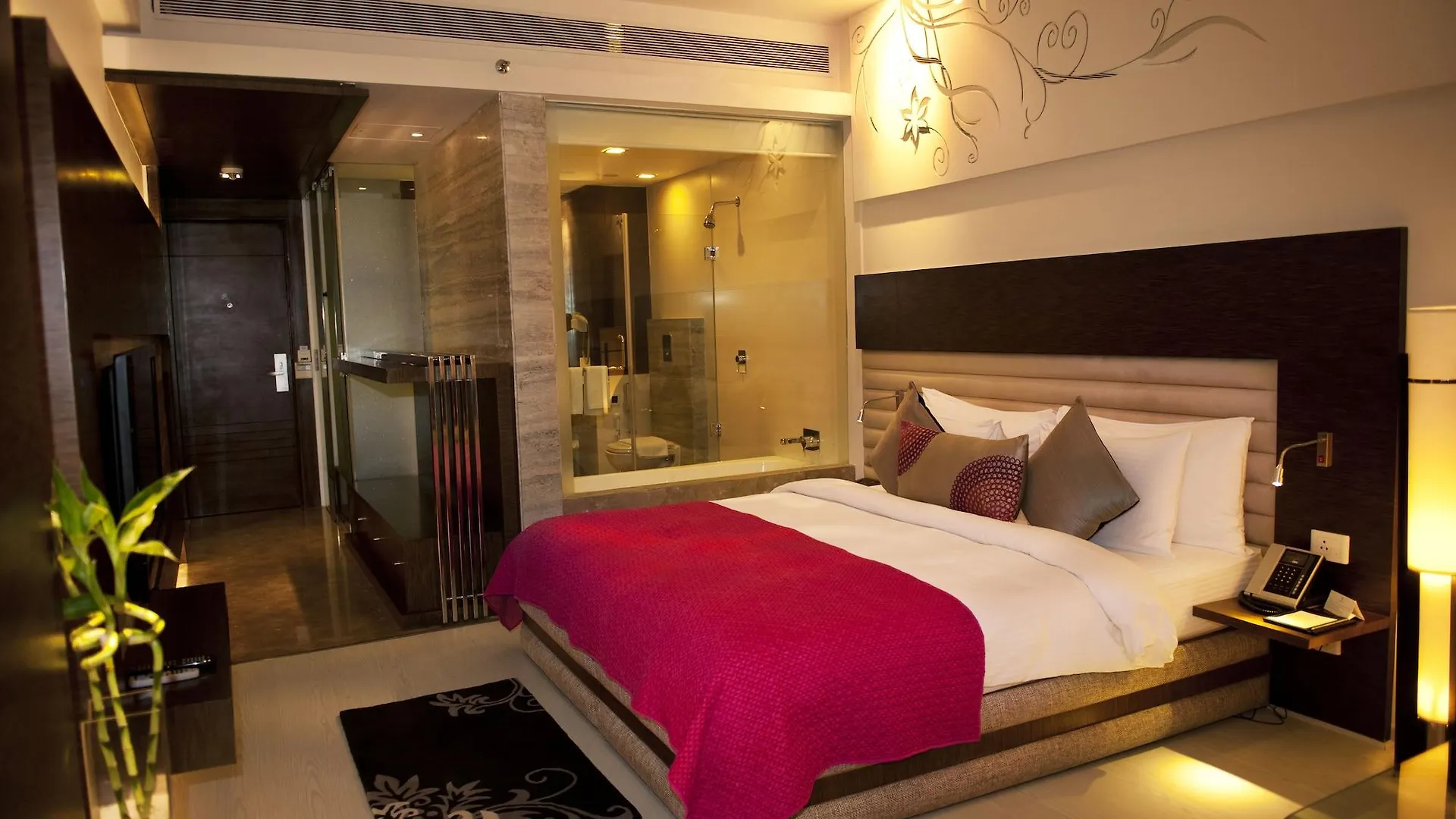 Maya Hotel Chandigarh